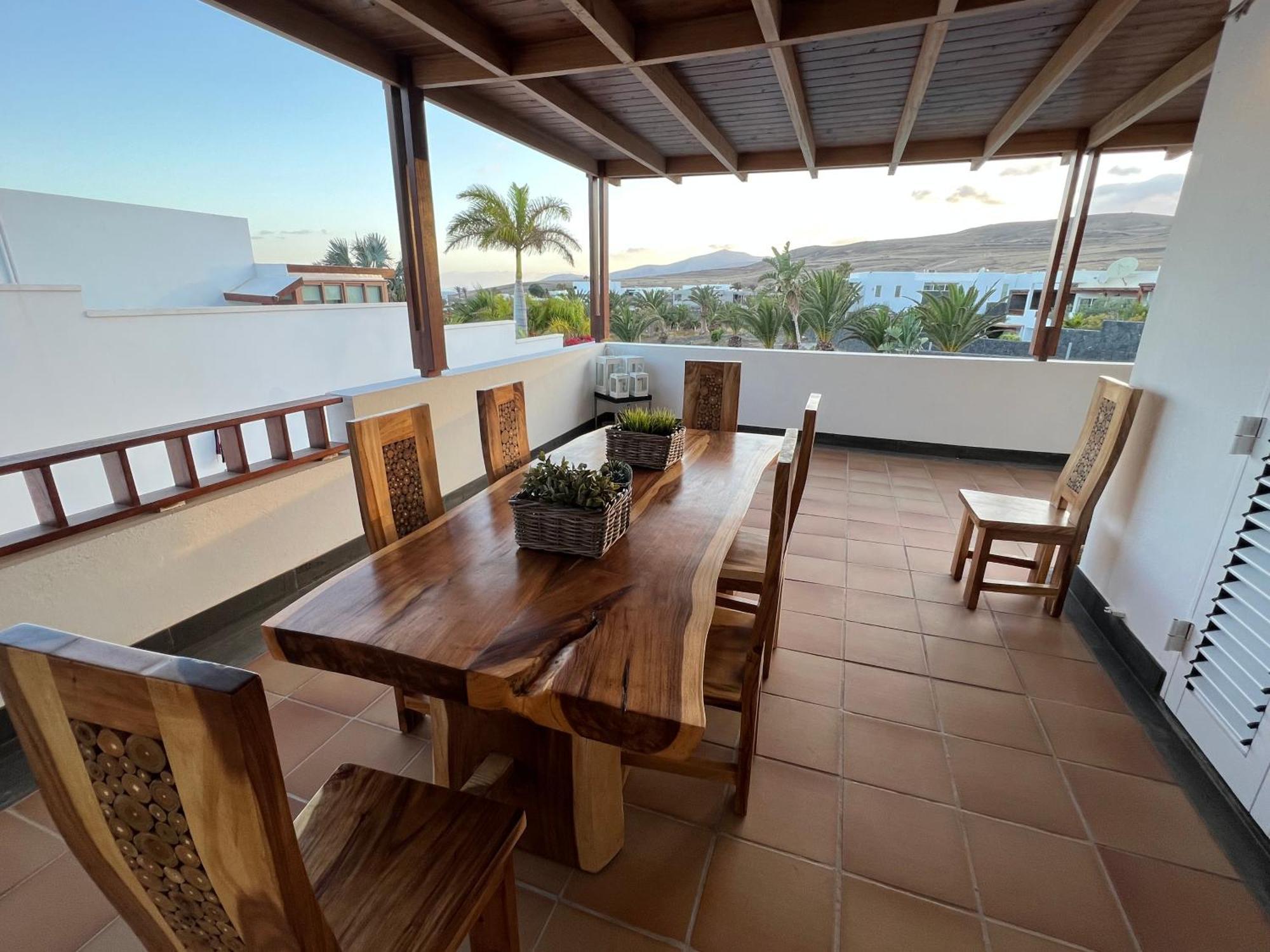 Villa Dedalos - A Luxury Large Villa With A Heated Pool In Пуэрто-Калеро Экстерьер фото